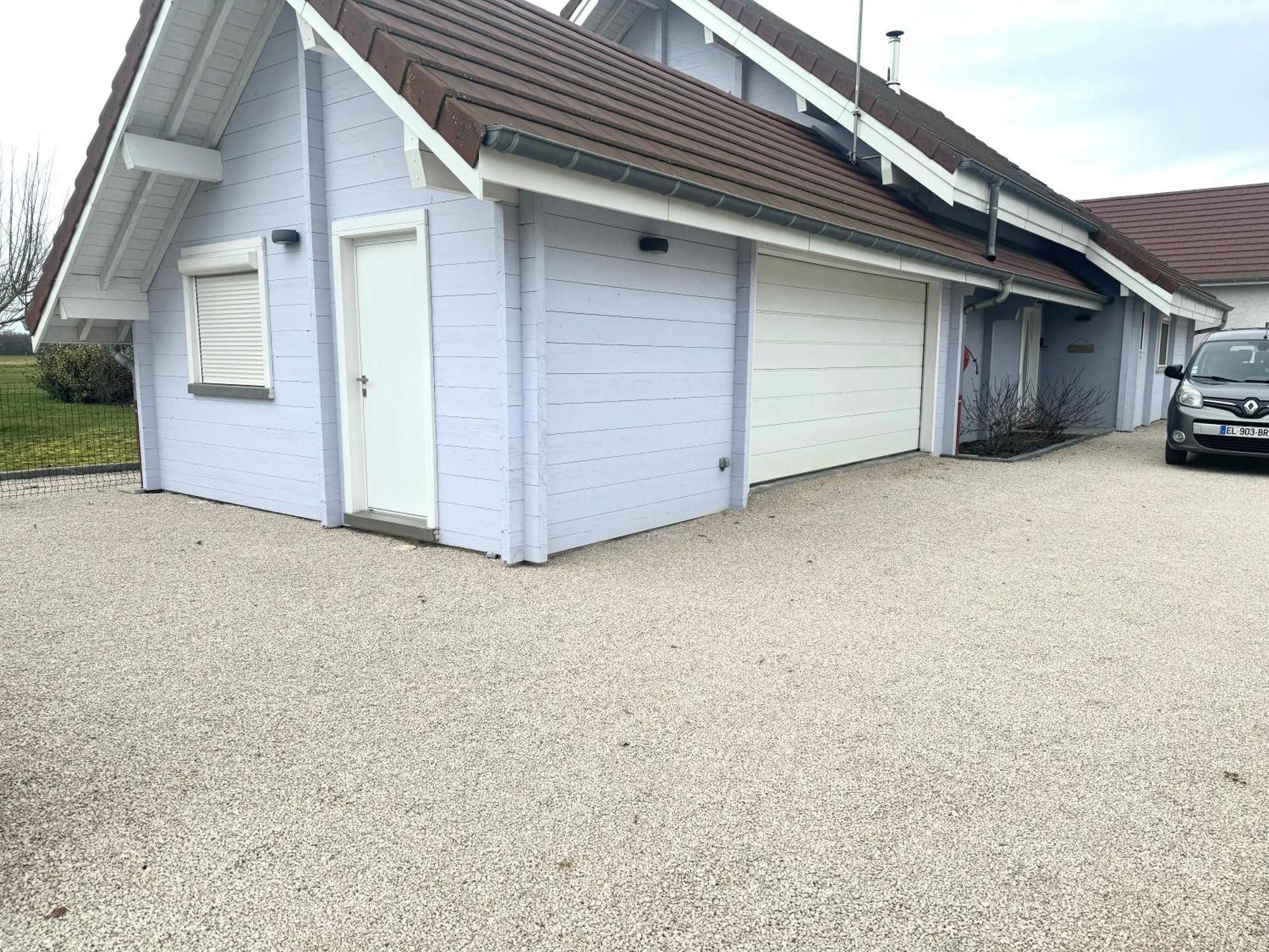 Gite De Mortagne, Chalet Avec Piscine - By Primo C0Nciergerie Gigny-sur-Saone Luaran gambar